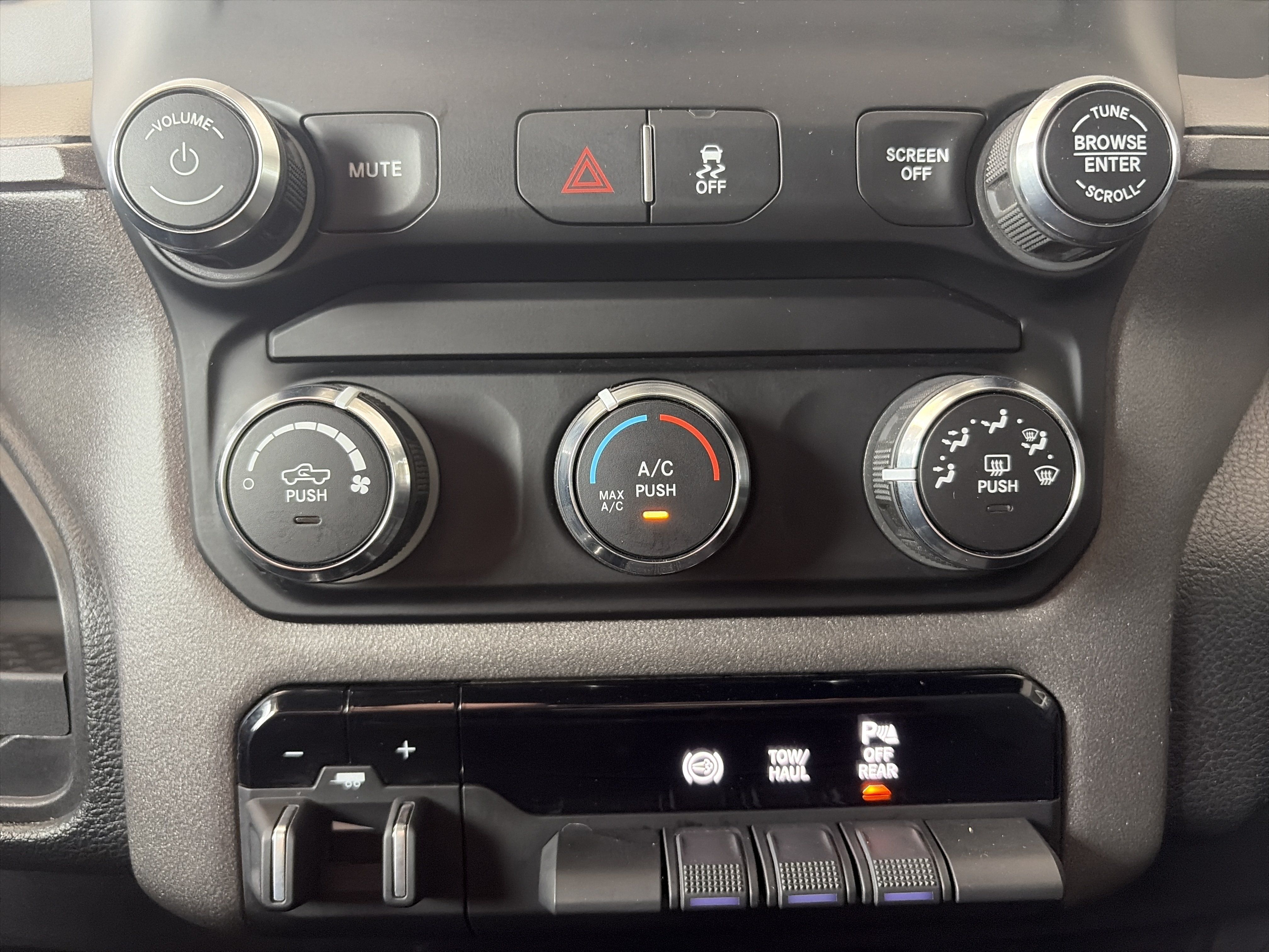 Used 2022 RAM 3500 Tradesman AWD/4WD image 20