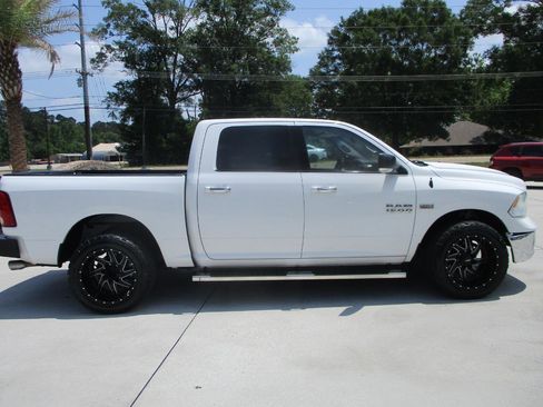 Used 2014 RAM 1500 Lone Star AWD/4WD image 10