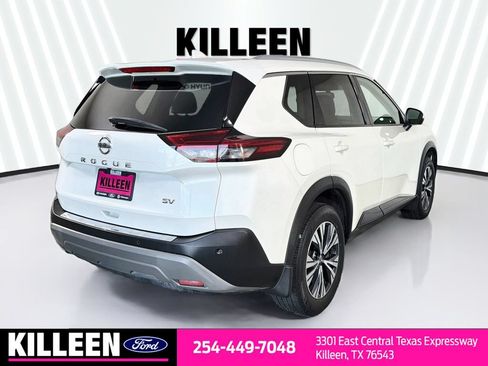 Used 2021 Nissan Rogue SV w/ Premium Package FWD image 9