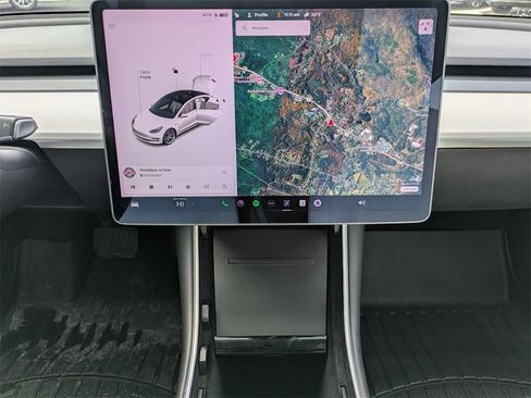 Used 2020 Tesla Model 3 Standard Range Plus image 26