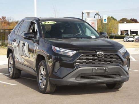 Used 2024 Toyota RAV4 XLE image 2