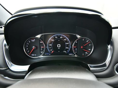 Used 2023 Chevrolet Traverse Premier AWD/4WD image 26