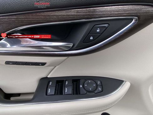 Used 2023 Buick Envision Avenir image 14