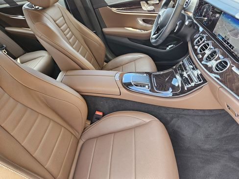 Used 2021 Mercedes-Benz E 350 Sedan image 15