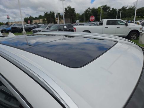 Used 2021 BMW X5 sDrive40i w/ Premium Package RWD image 2