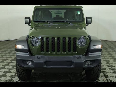 Used 2022 Jeep Wrangler Unlimited Sport AWD/4WD image 12