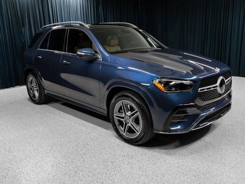 New 2026 Mercedes-Benz GLE 350 4MATIC image 3