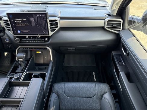 Used 2024 Toyota Tundra Limited image 17