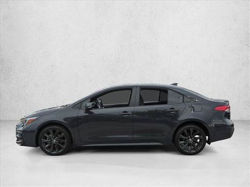 Used 2026 Toyota Corolla SE FWD image 9