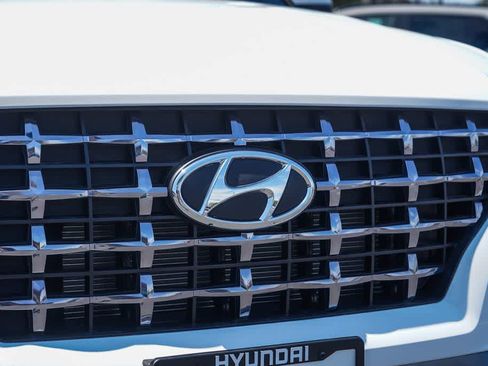 New 2026 Hyundai Venue SEL FWD image 11