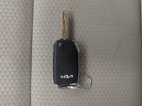 Used 2022 Kia Soul LX FWD image 32