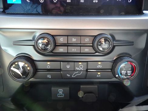 Used 2024 Ford F150 XL AWD/4WD image 31