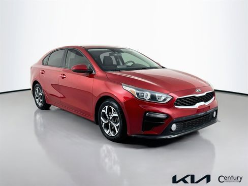 Used 2021 Kia Forte LXS FWD image 3