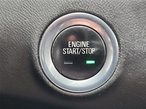 Used 2020 GMC Terrain SLT w/ Preferred Package FWD image 18