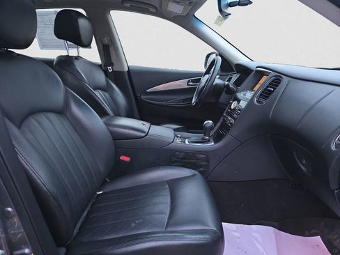 Used 2017 INFINITI QX50 AWD image 16