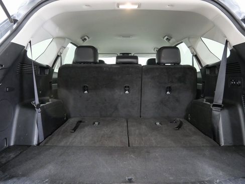 Used 2024 Kia Sorento S image 28