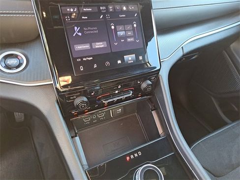 Used 2024 Jeep Grand Cherokee Altitude image 6