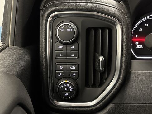 Used 2022 Chevrolet Silverado 2500 LTZ w/ LTZ Plus Package AWD/4WD image 25
