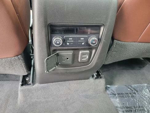 Used 2021 Buick Enclave Avenir w/ Avenir Technology Package image 24