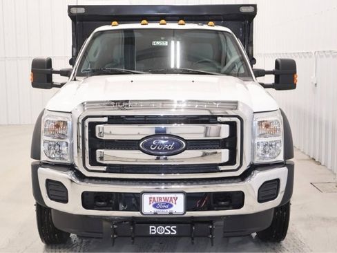 Used 2016 Ford F550 4x4 Regular Cab Super Duty image 4