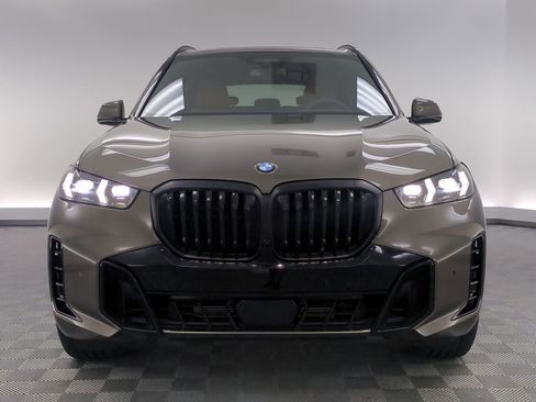 Used 2026 BMW X5 xDrive40i w/ M Sport Package AWD/4WD image 6