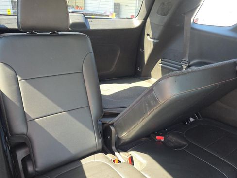 Used 2019 Chevrolet Traverse Premier w/ Driver Confidence II Package FWD image 14