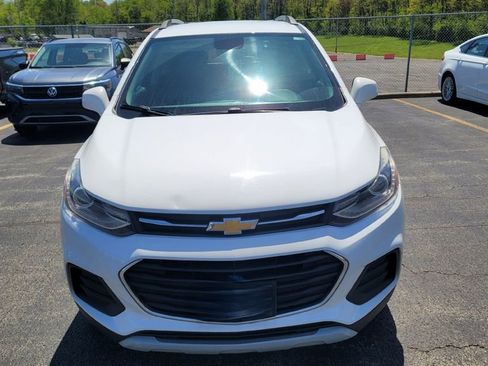 Used 2019 Chevrolet Trax LT w/ LT Convenience Package AWD/4WD image 1