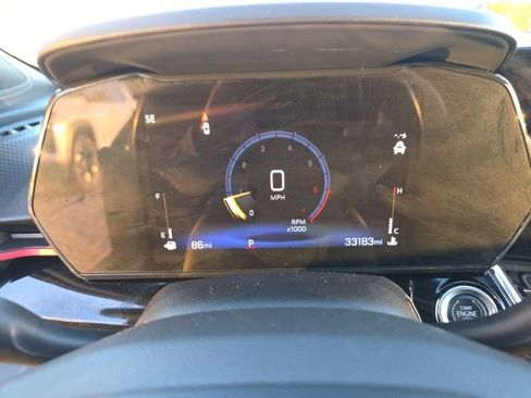 Used 2024 Chevrolet Trax RS w/ Driver Confidence Package image 15