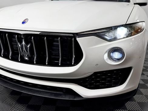 Used 2017 Maserati Levante S image 13
