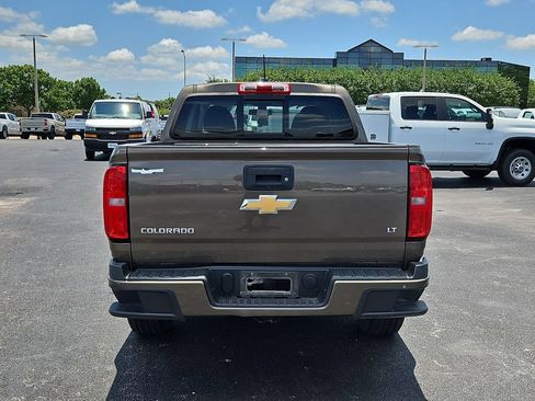Used 2016 Chevrolet Colorado LT w/ LT Convenience Package RWD image 16
