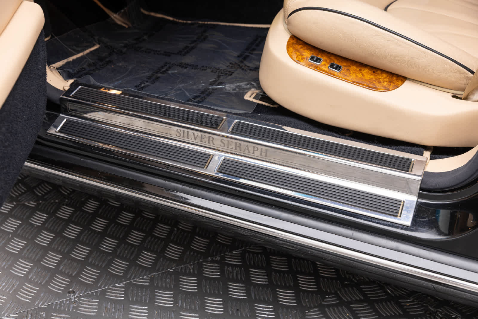 Used 2002 Rolls-Royce Silver Seraph RWD image 25