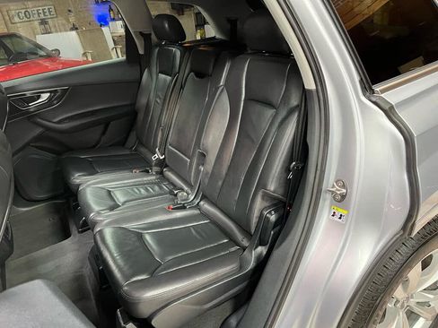 Used 2017 Audi Q7 3.0T Premium Plus AWD/4WD image 25