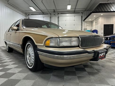 Used 1993 Buick Roadmaster Estate image 14