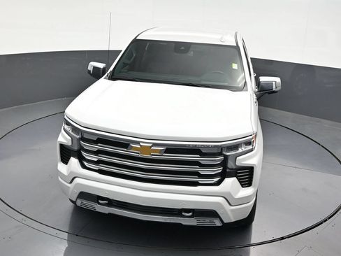 Used 2024 Chevrolet Silverado 1500 High Country AWD/4WD image 23