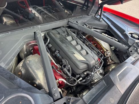 Used 2022 Chevrolet Corvette Stingray Preferred Cpe w/ Z51 Performance Package RWD image 27