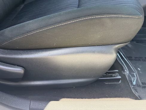 Certified 2019 Nissan Sentra SV FWD image 13
