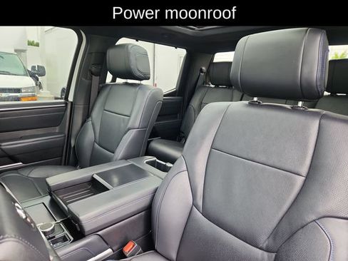Used 2023 Toyota Tundra Platinum AWD/4WD image 25