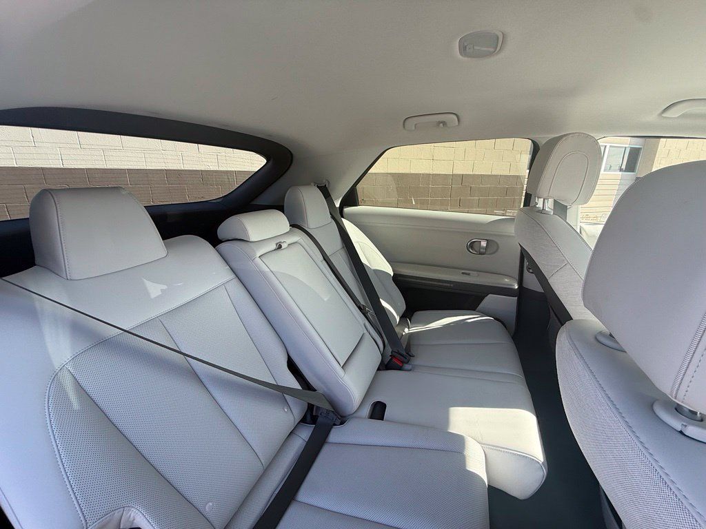 Used 2023 Hyundai Ioniq 5 SEL w/ Cargo Package AWD/4WD image 15