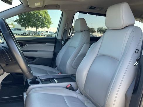 Used 2021 Honda Odyssey EX-L image 23