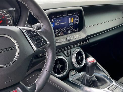 Used 2023 Chevrolet Camaro SS RWD image 7