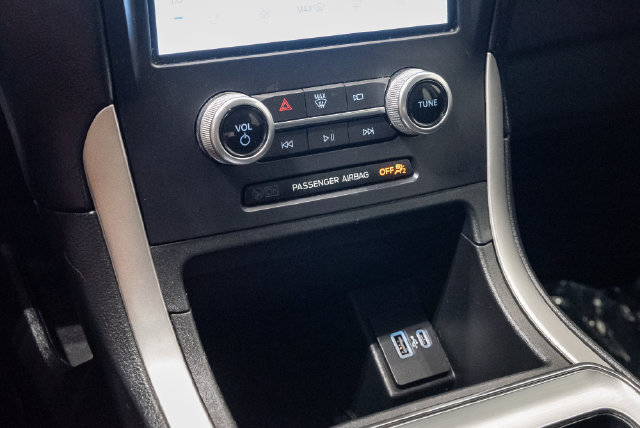 Used 2022 Ford Edge SEL w/ Convenience Package AWD/4WD image 22