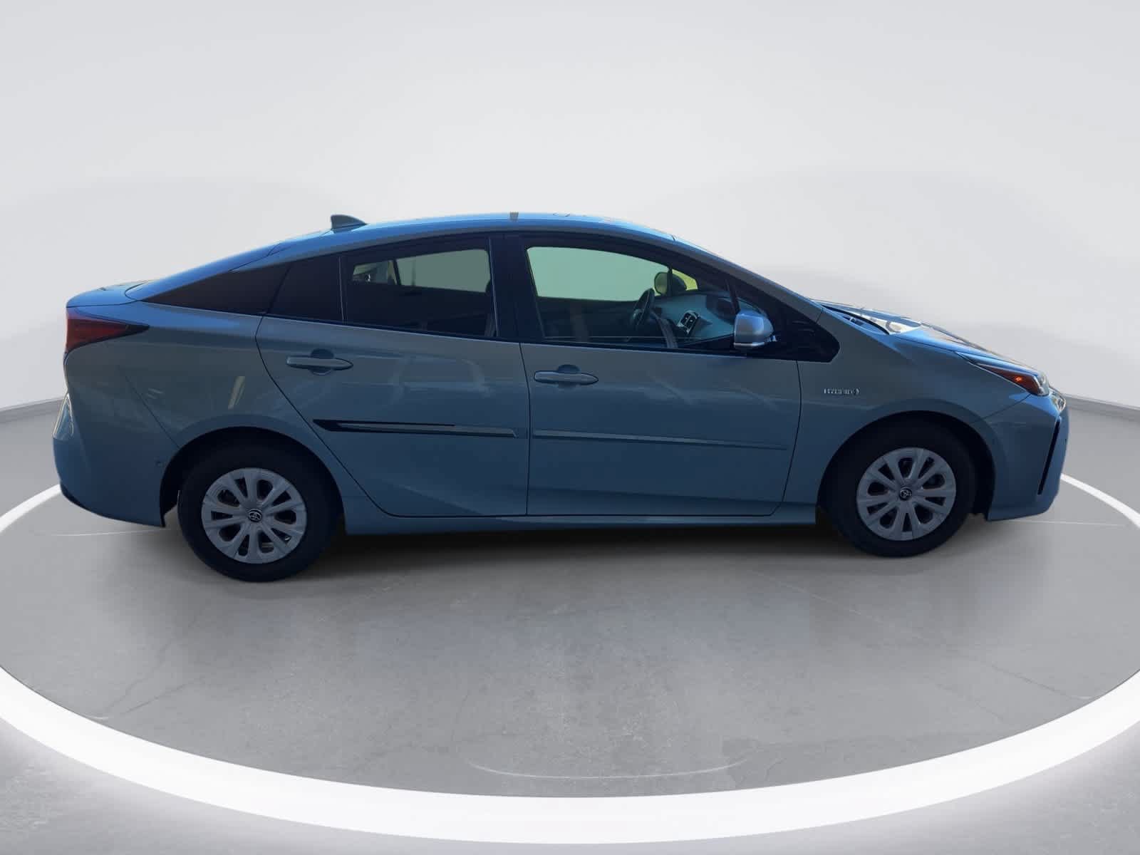 Used 2019 Toyota Prius LE FWD image 9