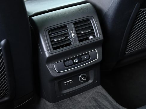 Used 2020 Audi SQ5 Prestige w/ Prestige Package image 35