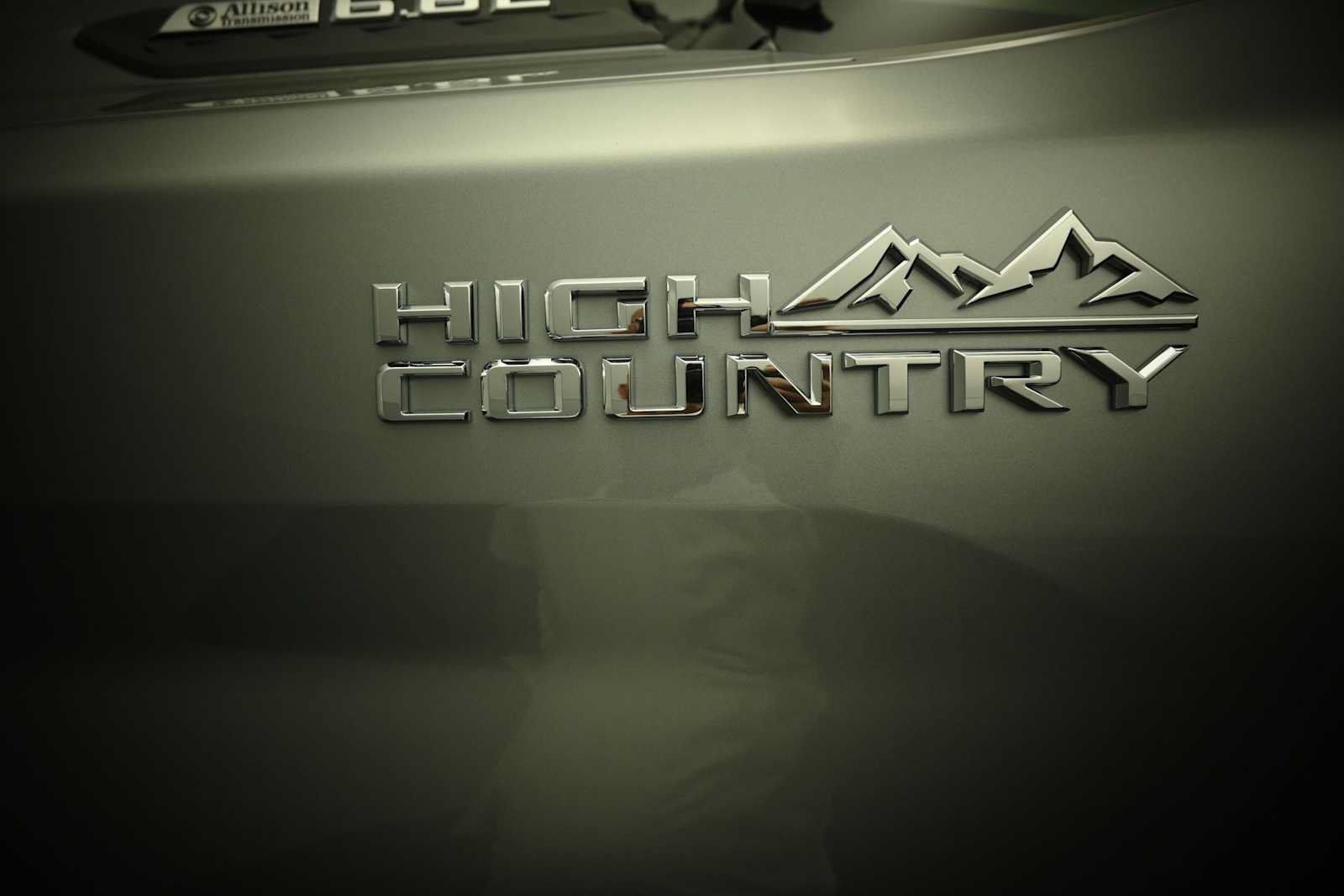 Used 2025 Chevrolet Silverado 2500 High Country w/ Z71 Off-Road Package AWD/4WD image 8