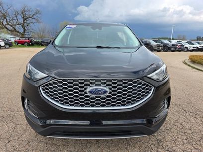 Used 2024 Ford Edge SEL w/ Convenience Package