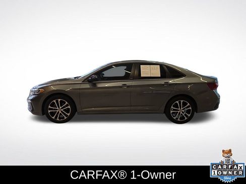 Used 2023 Volkswagen Jetta Sport FWD image 2