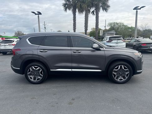 Used 2022 Hyundai Santa Fe Limited image 3