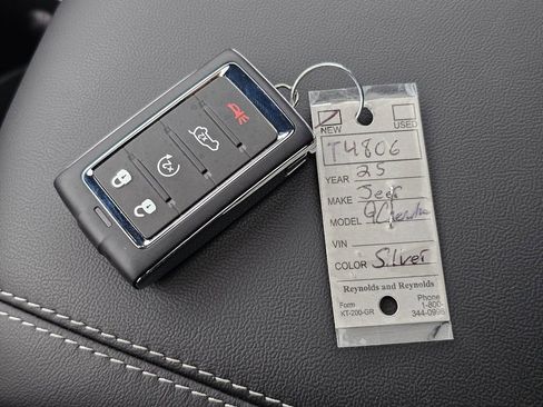 New 2025 Jeep Grand Cherokee Laredo X w/ Luxury Tech Group I image 31