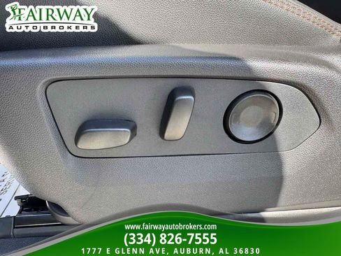 Used 2026 GMC Sierra 1500 AT4 w/ Technology Package image 16