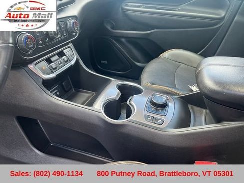 Used 2022 GMC Terrain AT4 w/ Infotainment Package II AWD/4WD image 26